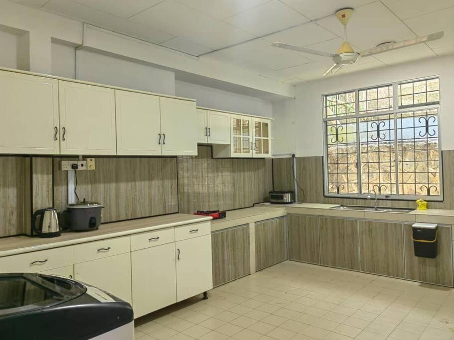 קוטה קינבלו Aaronl Homestay מראה חיצוני תמונה