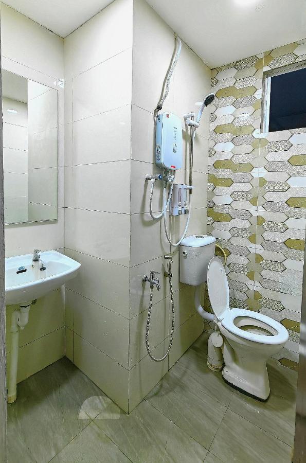 קוטה קינבלו Aaronl Homestay מראה חיצוני תמונה
