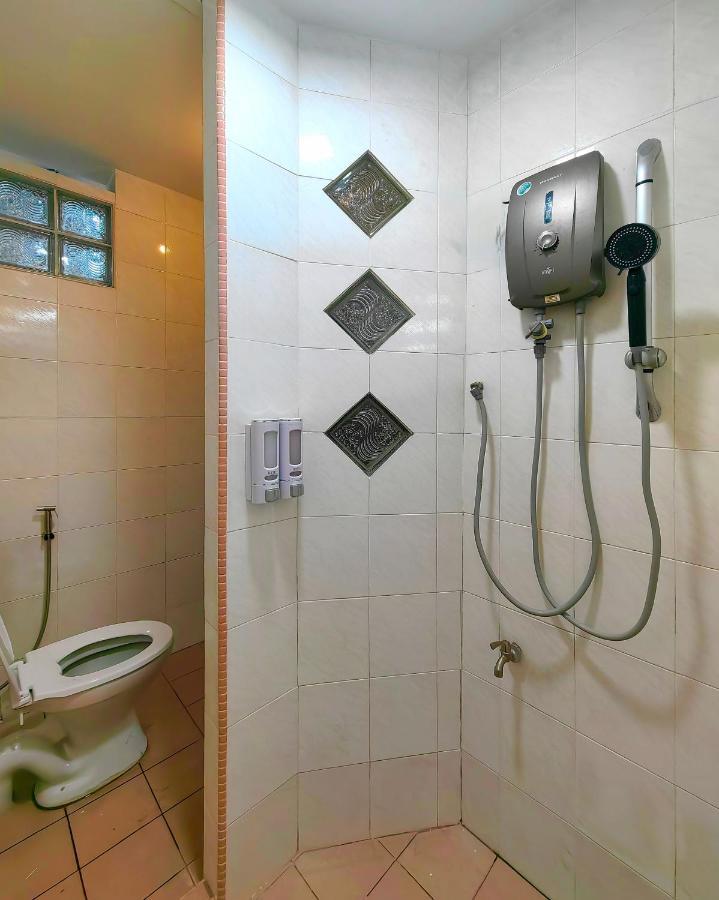 קוטה קינבלו Aaronl Homestay מראה חיצוני תמונה
