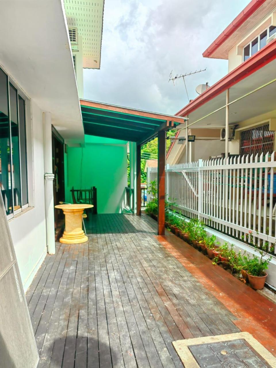 קוטה קינבלו Aaronl Homestay מראה חיצוני תמונה