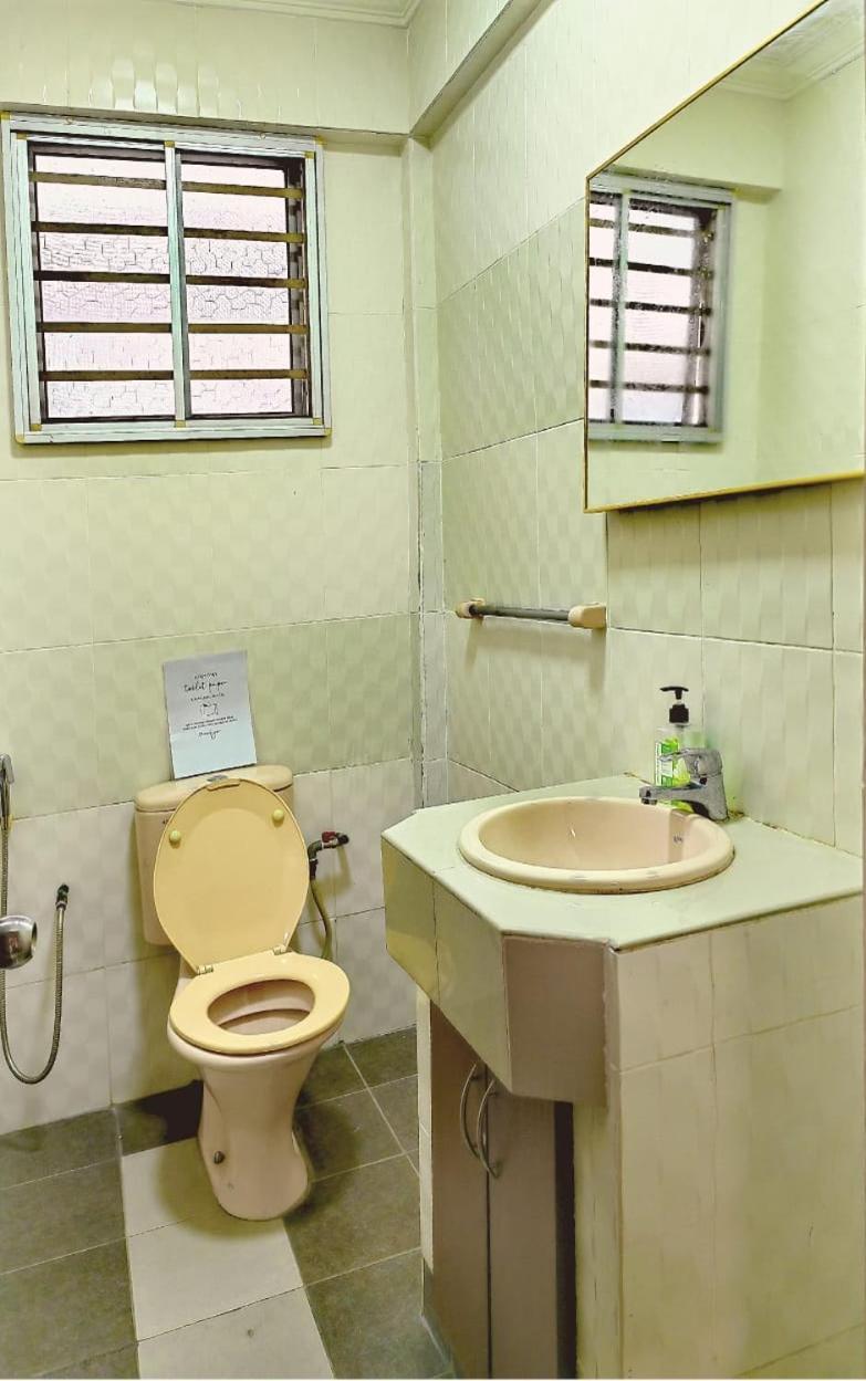קוטה קינבלו Aaronl Homestay מראה חיצוני תמונה